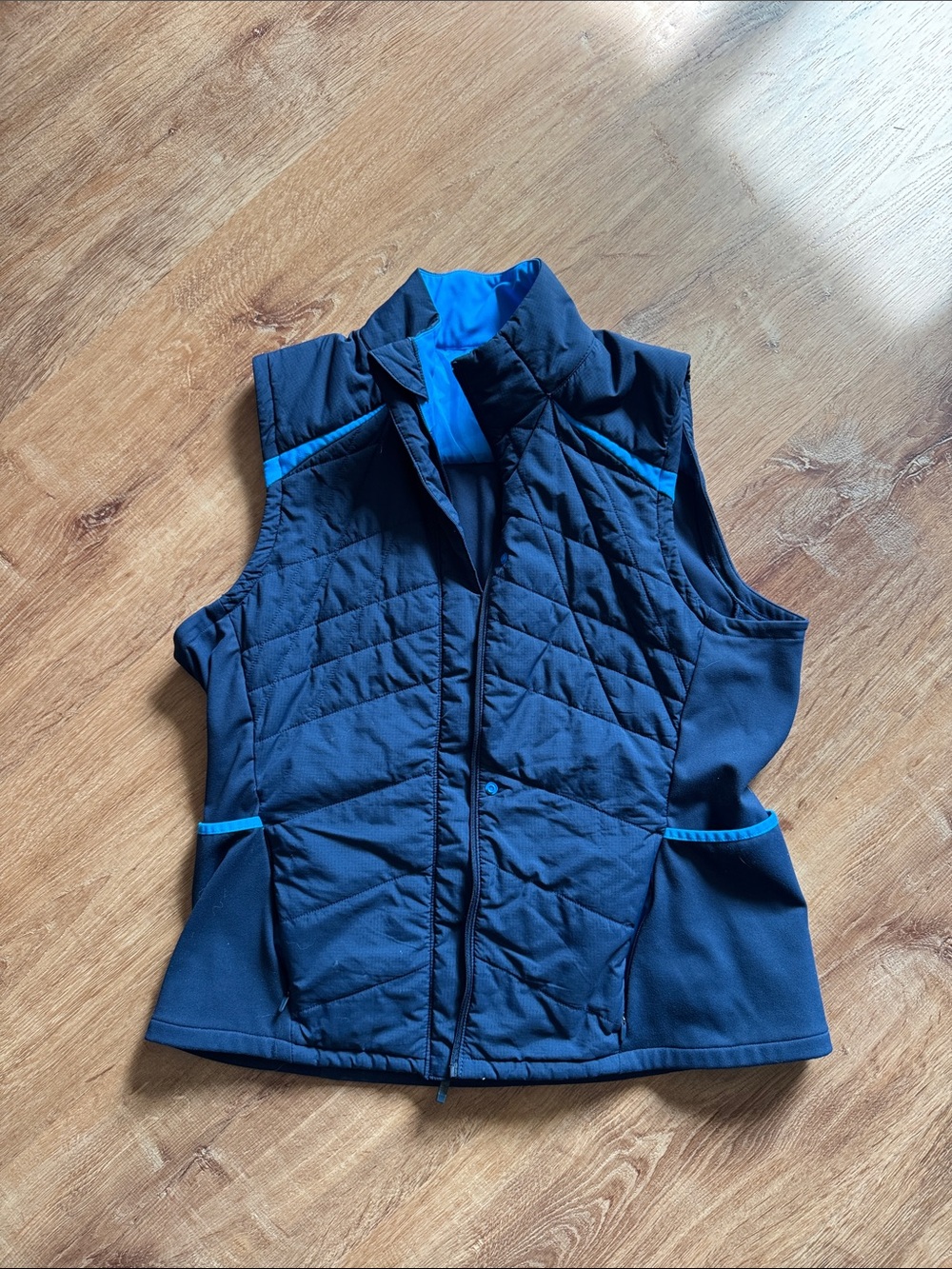 Brooks Running Vest Size Large